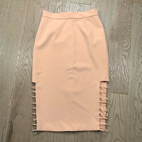 Mexx Dresses & Skirts - Mexx Blush Cut-out Skirt midi length
